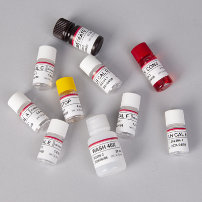 AFP ELISA Kit Para Carcinoma Hepatocelular HCC Screening AFP ELISA Kit Sério materno